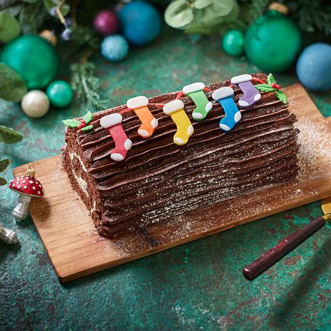 Prue Leith's Chocolate Yule Log - The Great British Bake Off | The Great British Bake Off Dorm Recipes, Yule Log Recipe, Chocolate Yule Log, Prue Leith, Swiss Rolls, Yule Log Cake, The Great British Bake Off, Baking Stuff, Log Cake