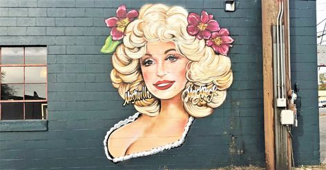 Dolly by MuckRock - nashville public art (aka Jules Muck) #nashville #mural #publicart #streetart #wallart #urbanart #dollyparton #flowers #portrait #face Flowers Portrait, Dolly Parton Pictures, Nashville Art, Rhinestone Cowgirl, Portrait Face, History Professor, I Drive, Hello Dolly, Women Art