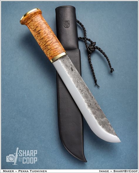 Meanwhile in Scandinavia..! @PekkaTuominenCustomKnives proudly shares his Camp knife for hard working in rough environments. He would know! Model: Leuku-knife BL/OAL: 21 cm / 33 cm Material: 80CrV2 Forged_by: Maker Bolster: brass Handle: Curly birch Sheath: Hand sewn by maker Knife Comments: Leuku-knife is traditional big knife in Northern Scandinavia Big Knife, Knife Photography, Bushcraft Knives, Brass Handle, Camp Knife, Handmade Knives, Hard Working, Knife Making, Brass Handles