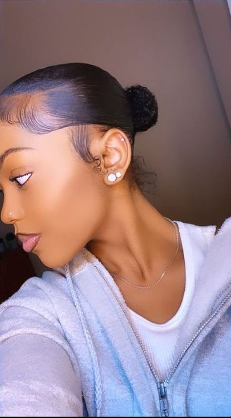 Slick Back Natural Hair Black Women, Sleek Ponytail Hairstyles, Big Box Braids Hairstyles, Edges Hair, Girls Natural Hairstyles, Cute Box Braids Hairstyles, Natural Hair Styles Easy, Hair Ponytail Styles, Sleek Ponytail