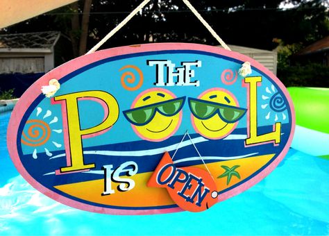 Pool Signs Diy, Painted Pool, Backyard Pool And Spa, Swimming Pool Signs, Poolside Decor, Pool Paint, Pool Rules, Ideas Fiesta, Pool Fun