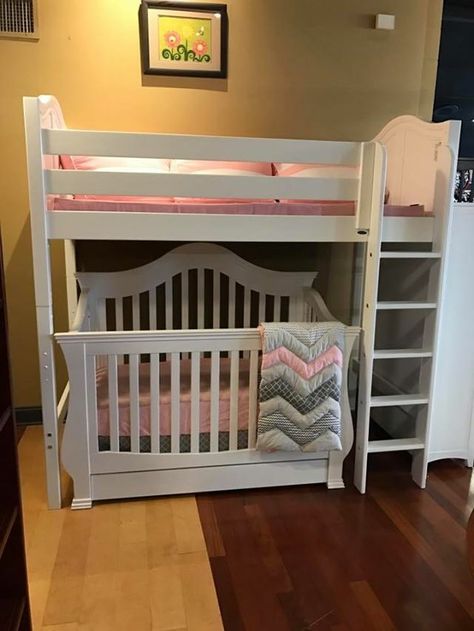 Little ones sharing a room? Here's a great example of utilization of space! Bunk Bed Crib, School Shoulder Bags, Toddler And Baby Room, Boy And Girl Shared Bedroom, Sibling Room, Toddler Bunk Beds, Sharing A Room, Kids Rooms Shared, College Backpacks