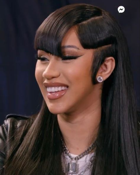 Cardi B Mullet Hairstyle, Finger Wave Bob, Cardi B Mullet, Cardi B Wigs, Cardi B Braids, Cardi B Hairstyles, Frontal Wig Hairstyles, Mullet Hairstyle, Frontal Hairstyles