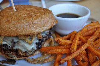 Estes Park Restaurants, Real Burger, Castle Rock Colorado, Cooking Pork Chops, Onion Burger, Top Secret Recipes, Park Restaurant, Chef Inspiration, Smash Burger