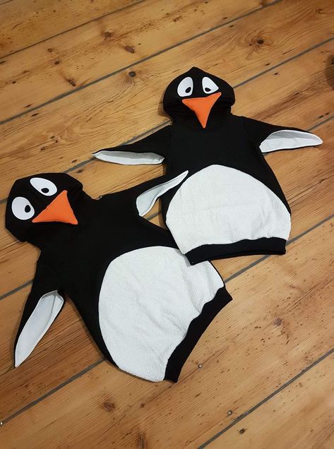 Diy Penguin Costume Kids, Pinguin Costume, Diy Penguin Costume, Penguin Costume, Cape Costume, Bird Costume, Penguin Pattern, Diy Costumes Kids, Childrens Aprons