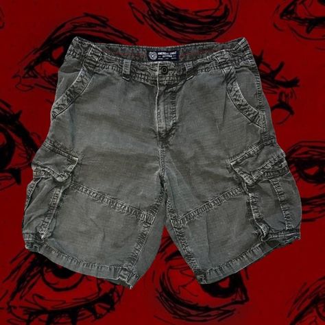 💣american eagle black cargo shorts💣 Vintage... - Depop Oversized Jean Shorts, Baggy Jean Shorts, Baggy Cargo Shorts, Black Baggy Jeans, Black Cargo Shorts, Indie Festival, Grey Denim Shorts, Eagle Black, Black Cargo