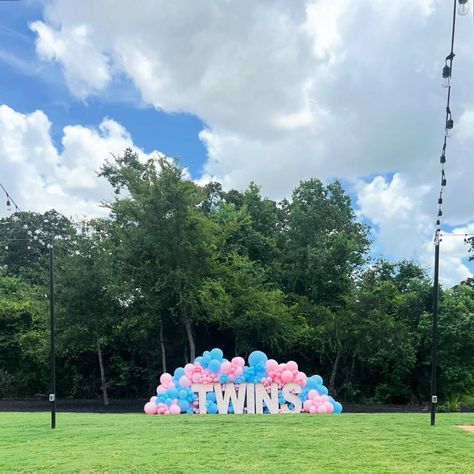 We’re excited to share the wonderful gender reveal we recently celebrated! 🩷🩵 A special thank you to @alphalitbcs for their incredible marquee letters that made this event truly special✨. We couldn’t have done it without you!🥳 💡: @alphalitbcs 🎇: @djjoeyjammz_jamdjtexas #balloongarland #genderrevealparty #boyorgirl #marqueeletters #aggiland #balloondecoration #globos #collegestationballoons #bryantx #bcsevents #globos #revelaciondesexo #texasballoons Marquee Letters, College Station, Gender Reveal Party, Without You, Balloon Garland, Balloon Decorations, Gender Reveal, Boy Or Girl, To Share