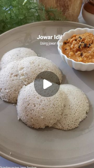 Millet Idli Recipe, Jowar Recipes Healthy, Idli Batter Recipe, Jowar Recipes, Rava Idli Recipe, Idli Batter, Idli Recipe, Millet Recipes, Urad Dal