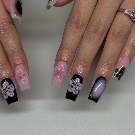 floral x black 🖤🌸 - - - #gelxnails #nailsnailsnails #nailsofinstagram #559nails #clovisnails #fresnonails #explorepage #floralnails #3dflowernails #darknails Black And Pink Flowers, Black And Pink, Nail Ideas, Pink Flowers, Nail Designs, Nails, Flowers, Floral, Pink