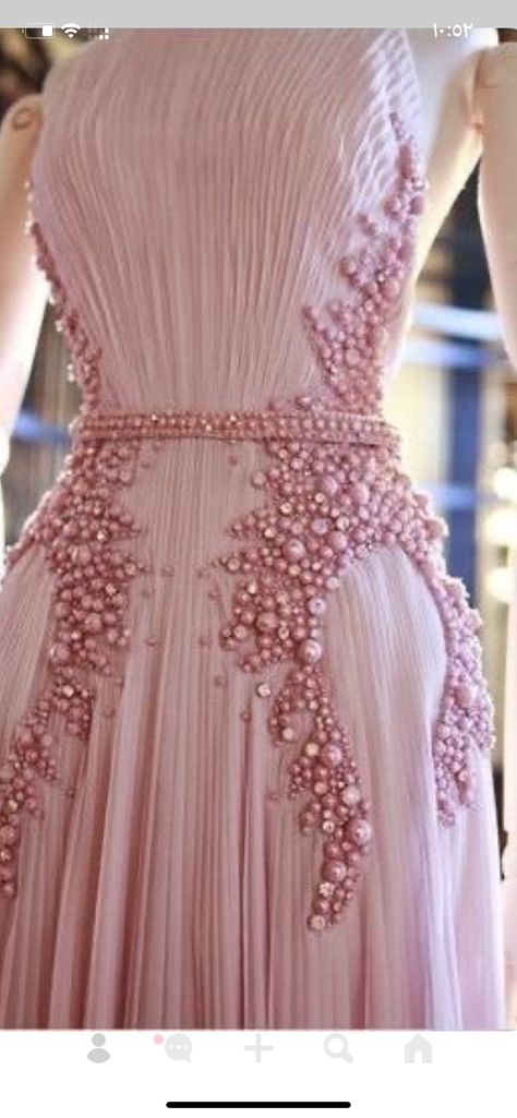 Sulam Manik, Givenchy Haute Couture, Gaun Koktail, Haute Couture Embroidery, Gaun Fashion, Couture Embroidery, Couture Mode, Couture Details, Embroidery Fashion