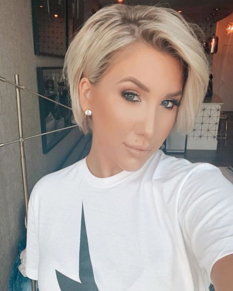 Savannah Chrisley Hair, Savannah Chrisley Short Hair, Savanna Chrisley, Savannah Chrisley, Underestimate Me, Round Face Haircuts, Hair Envy, Short Bob, Hair Dos