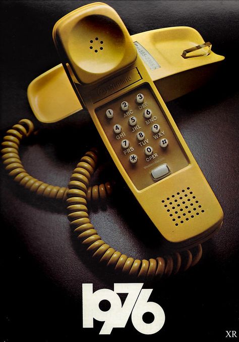 1976 ... TrimLine phone! | all images/posts are for educatio… | Flickr Trimline Phone, Telephone Vintage, Childhood Memories 70s, Vintage Phones, Vintage Telephone, Old Phone, Vintage Memory, Childhood Toys, Mellow Yellow