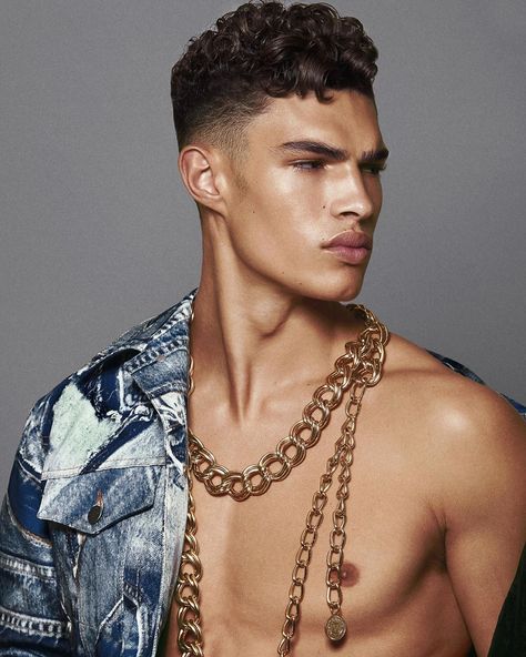 Noah Brown, Super Models, Character References, Guy Pictures, Male Models, Male Model, Happy Easter, A Photo, Chain Necklace