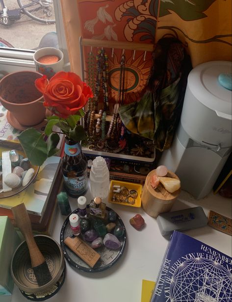 Tarot Card Reader, Tarot Card Readers, My Desk, Tarot Readers, Oracle Cards, Card Reader, Tea Leaves, Tarot Card, Runes