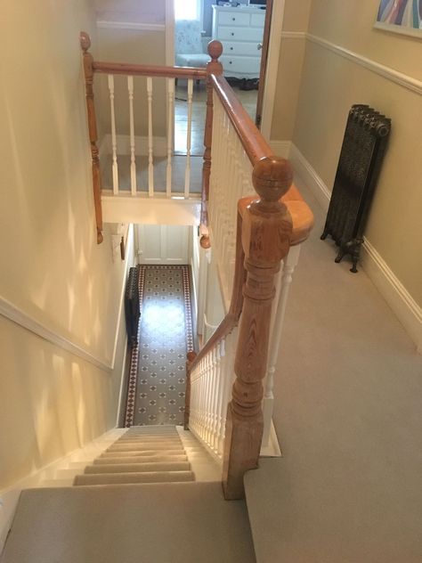 Victorian hallway. Cast iron radiator and Original Style Arundel tiles Victorian Upstairs Landing, Landing Bannister Ideas, Victorian Landing Upstairs, Terrace Staircase, Upstairs Landing Ideas, Victorian Staircases, Hallway Stairs Ideas, Victorian Terrace Hallway, Terrace Hallway