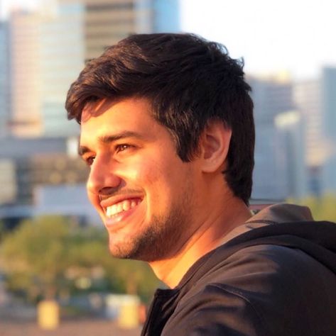 Dhruv Rathee, Hd Images, Quick Saves