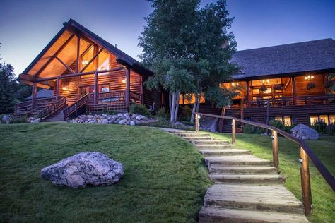 Head to this cabin in the woods restaurant in Big Sky for an amazing dining experience in a beautiful setting. Big Sky Montana Restaurants, Montana Trip, Big Sky Resort, Montana Travel, Yellowstone Trip, Big Sky Montana, Mountain Ranch, Dining Inspiration, Life List