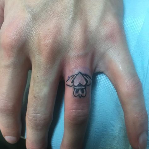 Claddagh Ring Tattoo | Tattoo Ideas and Inspiration | marivandaford Claddagh Tattoo Ring Finger, Claddagh Ring Tattoo On Finger, Claddagh Finger Tattoo, Claddagh Ring Tattoo, Irish Claddagh Tattoo, Claddagh Tattoo, Scripture Tattoos, Tattooed Lady, Wedding Band Tattoo