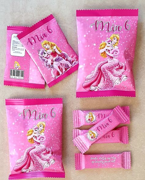 Party Wraps, Happiness Box, Creative Birthday Party Ideas, Canva Marketing, Party Balloons Diy, Water Bottle Labels Wedding, Princess Theme Party, Diy Party Favors, Custom Party Favors