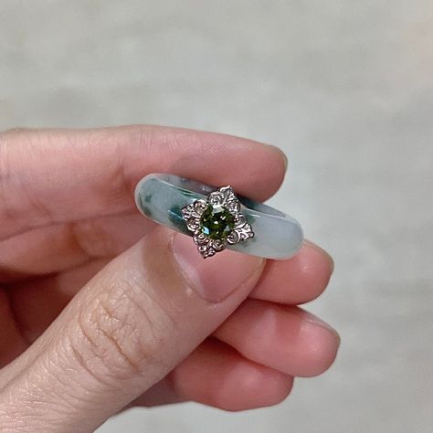 jade rings engagement rings Jade Tattoo Stone, Jade Rings Aesthetic, Jade Accessories, Whimsical Ring, Jade Rings, Fancy Jewelry Necklace, Magical Jewelry, For Good Luck, Jewelry Fashion Trends