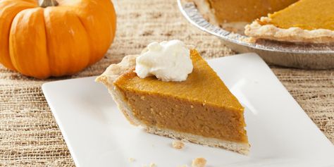 Pumpkin Pie Recipe | No Calorie Sweetener & Sugar Substitute | Splenda Sweeteners Sugar Pumpkin Pie Recipe, Crustless Pumpkin Pie Recipe, Pumpkin Pie Latte, Sugar Free Pumpkin Pie, Splenda Recipes, Healthy Pumpkin Pies, Sugar Free Recipes Desserts, Pumpkin Pie Bars, Pumpkin Pie Recipe