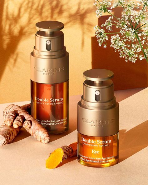 Clarins Double Serum Collection Review | Who What Wear Clarins Double Serum, Discount Design, Routine Skincare, Luxury Cosmetics, Glow Skin, Beauty Gadgets, French Beauty, Beauty Cream, Glowy Skin