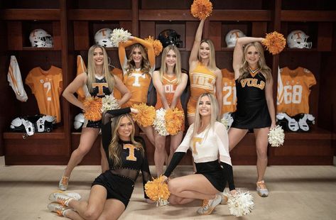 College Dance Team Uniforms, Sweet Peach Tea, Team Sports Pictures, College Dance Team, Dance Drill Team, Dance Team Uniforms, Cool Cheer Stunts, Abc Party Costumes, College Dance