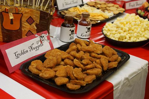 Pirate Theme Birthday Party - Food Table Display - Chicken Nuggets "Golden Nuggets" - Pirate Poison Barbecue Sauce & Ketchup Chicken Nuggets Party Display, Chicken Nugget Party Display, Food Table Display, Food Display Table, Birthday Menu, Kids Menu, Birthday Party Food, Theme Birthday Party, Food Table