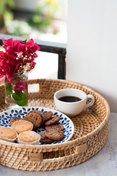 Tea Tray Aesthetic, Rattan Tray Decor, Round Tea Table, African Woven Basket, Tea Station, Tea Time Food, Rattan Tray, Modern Mugs, Marriage Gifts