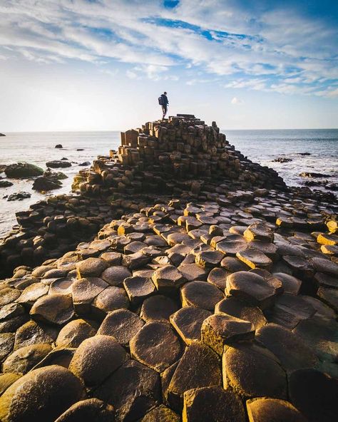 Giant's Causeway, Northern Ireland - Visit for FREE [Updated for 2019] Lava Explosion, Northern Ireland Itinerary, Antrim Ireland, Northern Ireland Travel, Ireland Aesthetic, Giants Causeway, Belfast Ireland, Rope Bridge, Ireland Road Trip