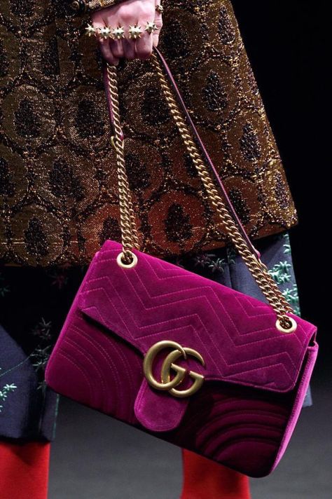 Gucci Fall 2016 rtw Milan Fashion Week Gucci Marmont, Medium Bag, Perfect Handbag, Kelly Bag, Hermes Handbags, Handmade Handbags, Burberry Handbags, Prada Handbags, Gucci Handbags