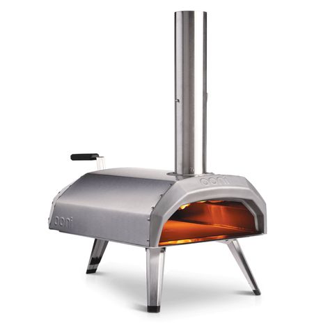 Outdoor Pizza Oven | Portable Pizza Oven - Ooni USA Portable Pizza Oven, Gas Pizza Oven, Four A Pizza, Heston Blumenthal, Pizza Maker, Wood Charcoal, Cooking Pizza, Outdoor Oven, Great Pizza