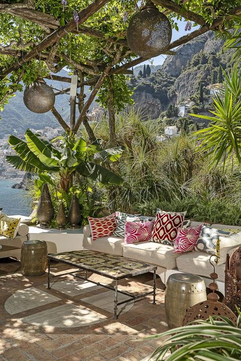 Villa Treville Positano - Luxury Hotel - Amalfi Coast Positano Villa, Amalfi Coast Villa, Portofino Italy, Small Villa, Villas In Italy, Positano Italy, Beautiful Hotels, Positano, Luxury Vacation