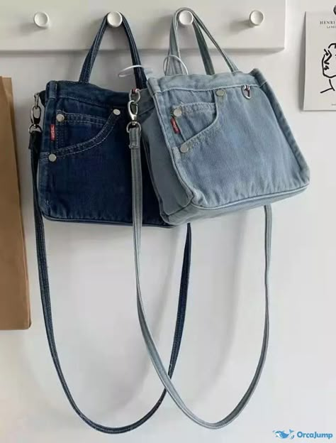 3 Jeans Bag Diy, Denim Bags From Jeans, Artisanats Denim, Tas Denim, Diy Bags Jeans, Ropa Upcycling, Denim Bag Patterns, Denim Bag Diy, Sac Diy