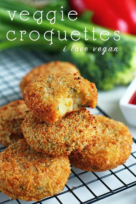 Spain In Your Home! 20 Easy Vegan Tapas Recipes - Eluxe Magazine Veggie Croquettes, Vegan Croquettes, Vegetarian Tapas, Croquettes Recipe, Potato Croquettes, Tapas Recipes, Vegan Main Dishes, Vegan Condiments, Vegan Cooking