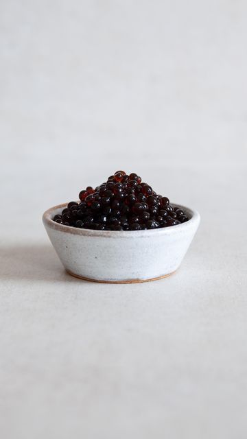 Julius Fiedler, Balsamic Pearls, Food Chemistry, Eat Your Heart Out, Food Lifestyle, Three Ingredient, How To Turn, Balsamic Vinegar, Healthy Foods