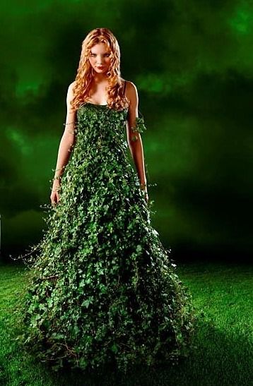 EllenZee Grass Dress, Pamela Isley, Botanical Fashion, Ivy Dress, Floral Fashion, Love Photography, Flower Dresses, Shades Of Green, Green Dress