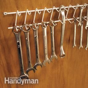 Hang wrenches on a tie/belt rack Are all your wrenches stuffed in a plastic bucket? Heres a better idea. Screw a tie/belt rack (available at discount stores) to a bare spot on the wall over your workbench and hang the wrenches—SAE and metric—where you can swiftly nab and put them away in an orderly fashion Belt Rack, Clever Organizer, Tie Rack, Garage Organize, Garage Tools, Shop Organization, Tool Sheds, Diy Garage, Workshop Storage