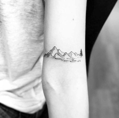 50 Minimalist Mountain Tattoo Ideas For ... Moutain Tattoos, 7 Tattoo, Mountains And Trees, Tattoo Trend, Shape Tattoo, Muster Tattoos, Initial Tattoo, Detailed Tattoo, Tattoo Girls