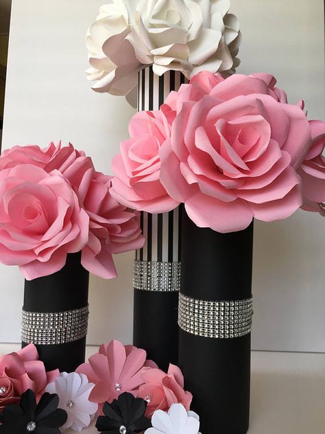 A beautiful wedding centerpiece at a very affordable price. You will receive 3 vases and each comes with a beautiful paper rose bouquet. Each vase is 24, 18, and 15 tall . These measurements include the bouquets. Without the bouquets the measurements are 17, 11 and 8 . You can get the Chanel Birthday Party, Flower Garland Diy, Saint Valentin Diy, Valentines Bricolage, Valentine Centerpieces, Boda Diy, Paris Birthday, Paris Party, Giant Paper Flowers