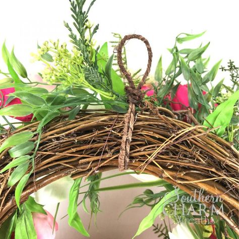 How To Make a Hanger on the Back of a Wreath | Southern Charm Wreaths Wreath Hanging Ideas, Diy Wreath Hanger, Wreath Making Business, Inexpensive Wreaths, Making Centerpieces, Wreath Making Tutorials, Wreath Hook, Wreath Hangers, Bow Hanger