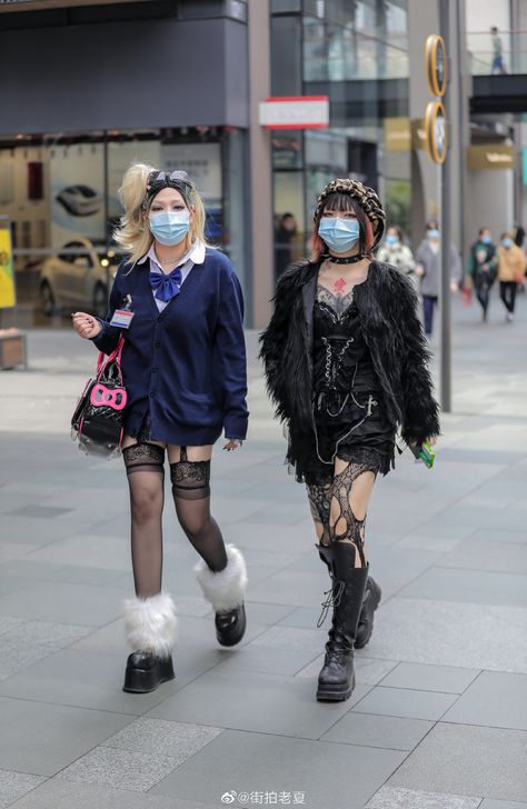 Harajuku Gothic Street Styles, Goth Harajuku Street Styles, Chinese Streetwear Fashion, Street Fashion China, Japanese Street Fashion Harajuku, Chinese Street Fashion, Chinese Streetwear, Fashion Study, East Asian Fashion