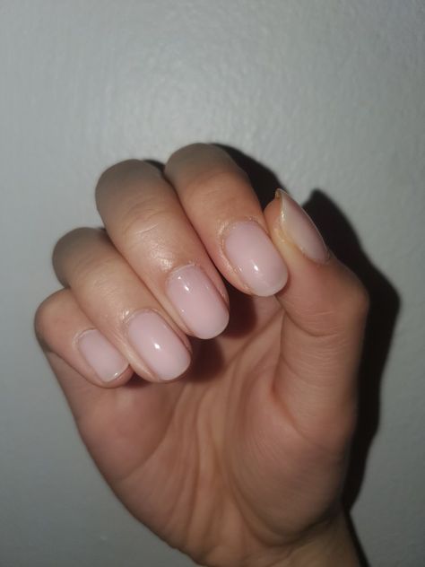 Sally Hansen Rosy Quartz, Nail Color Fair Skin, Short Nails Aesthetic, Clip In Hair Extensions Styles, 22 Inch Hair, 22 Inch Hair Extensions, Hair Extensions Styles, Extensions For Short Hair, Sally Hansen Color Therapy