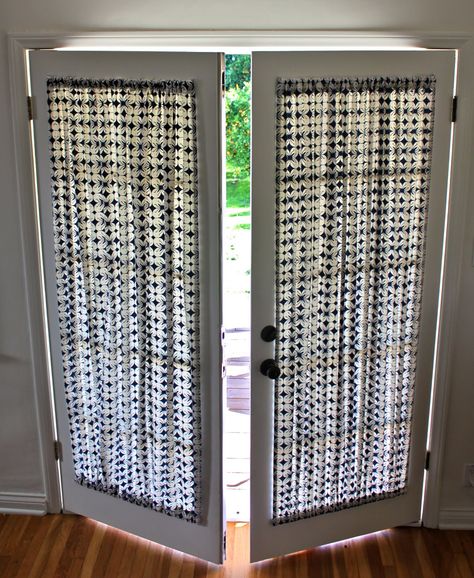 DIY French Door Curtain Panel Tutorial. Wonder if I can do this the no sew method..and double sided tape Diy French Doors, French Door Curtain Panels, Door Curtains Diy, Door Panel Curtains, Patio Door Coverings, Pintu Interior, Door Headboard, Door Window Treatments, Patio Door Curtains