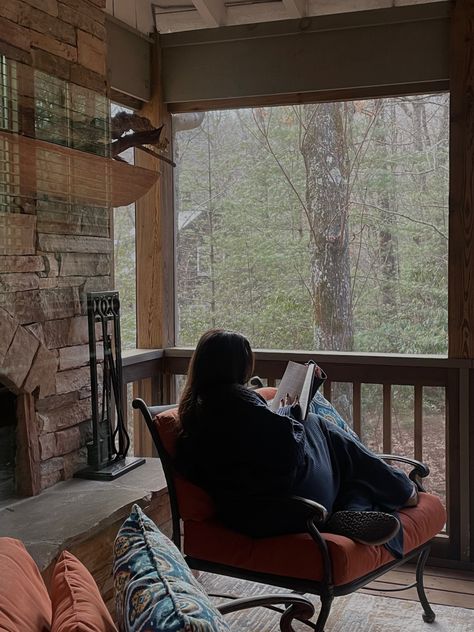 Reading, North Carolina, Mountains Reading In Mountains Aesthetic, North Carolina In The Fall, Fall North Carolina, North Carolina Countryside, North Carolina Mountains Aesthetic, North Carolina Mountain Homes, Asheville North Carolina Aesthetic, Smokey Mountains Aesthetic, Asheville Nc Aesthetic