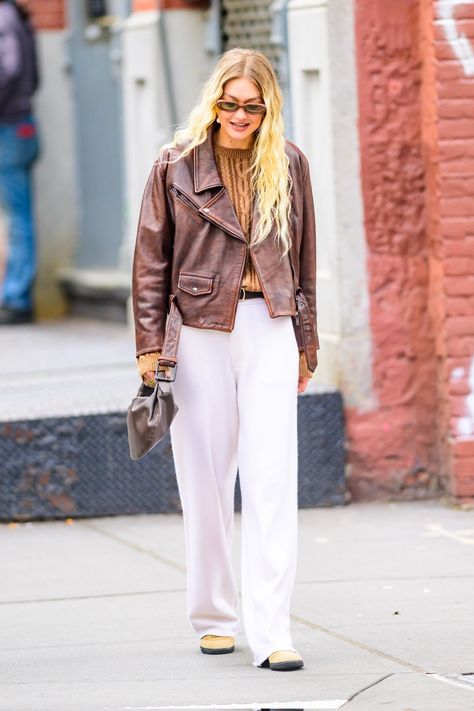 Outfit With Leather Jacket, Fairytale Ring, Guest In Residence, Gigi Style, Gigi Hadid Style, Yellow Jumpsuit, Models Off Duty Style, Feather Ring, Hadid Style