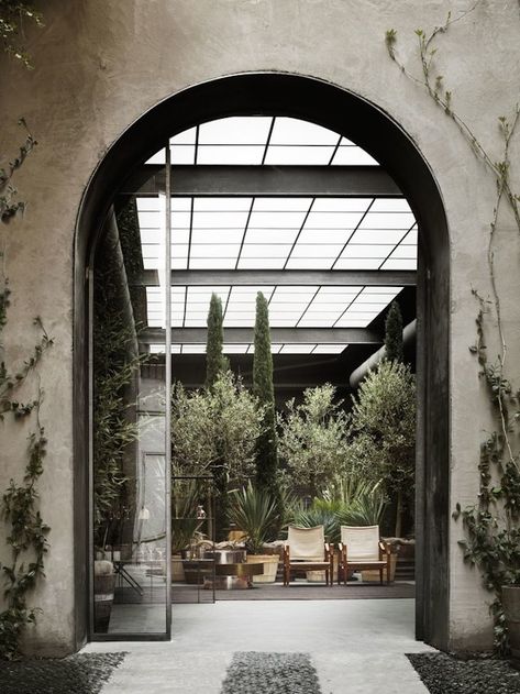 Milan’s Six Gallery transformed from 16th-century Italian monastery  - Curbedclockmenumore-arrownoyes : Gorgeous Restaurant Entrance, Hotel Entrance, Entrance Design, Milan Design, Design Exterior, Interior Garden, Hotel Lobby, Cafe Design, Architectural Digest