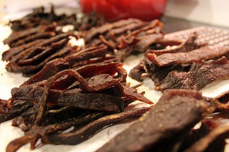 Gluten Free Beef Jerky Sweet And Spicy Deer Jerky Recipe, Deer Jerky Recipe, Jerkey Recipes, Homemade Beef Jerky, Pork Jerky, Homemade Jerky, Jerky Recipe, Beef Jerky Recipes, Jerky Recipes