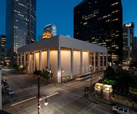 The Houston Symphony performs at Jones Hall. Down Town Houston, Houston Symphony, University Of Houston Downtown, Lynn Wyatt, Outdoor Theatre, Old Town Harrisburg Houston, Houston Museum Of Fine Arts, Houston Fine Arts Museum, Outdoor Theater