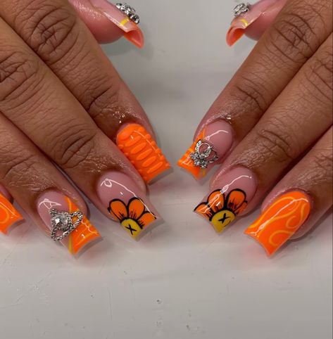 Coffin Shape Medium Length Nails, Foot Nail Art Design, Medium Length Coffin Nails, Aurora Colors, Foot Nail Art, Acrylic Nails Yellow, Orange Acrylic Nails, Almond Acrylic, Orange Nail Designs